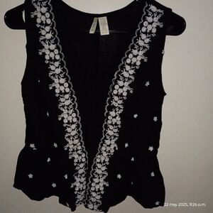 Japna Black Top with White Floral Design